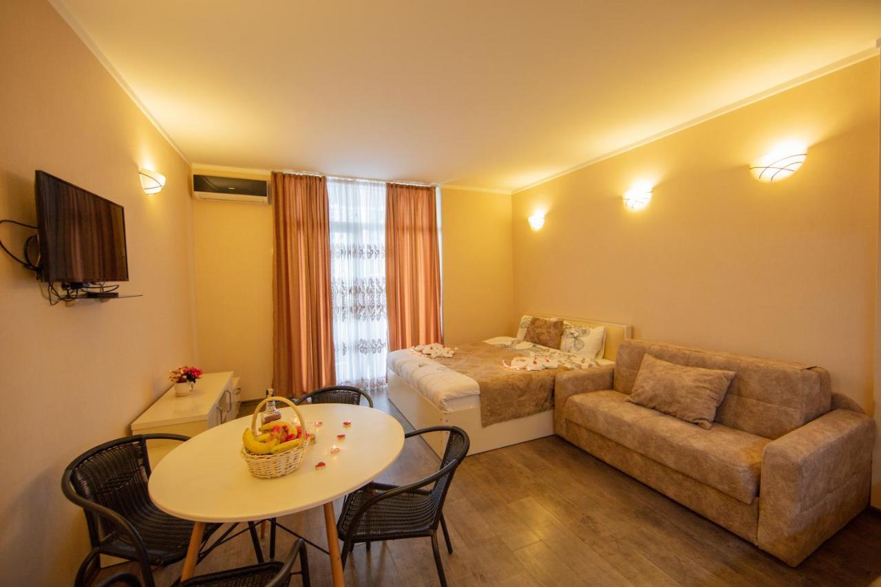 Tower Apartments Batumi Exterior foto