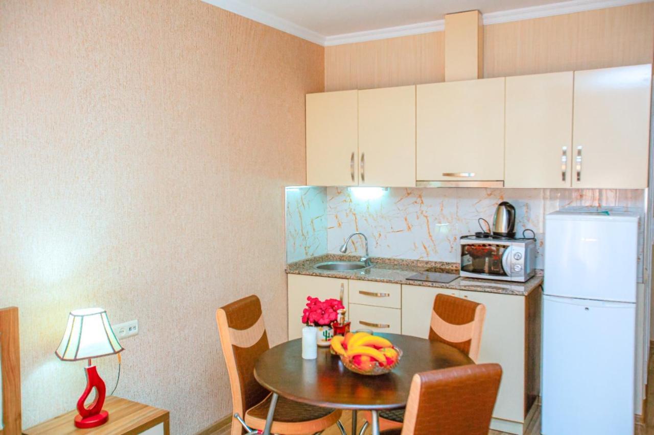 Tower Apartments Batumi Exterior foto