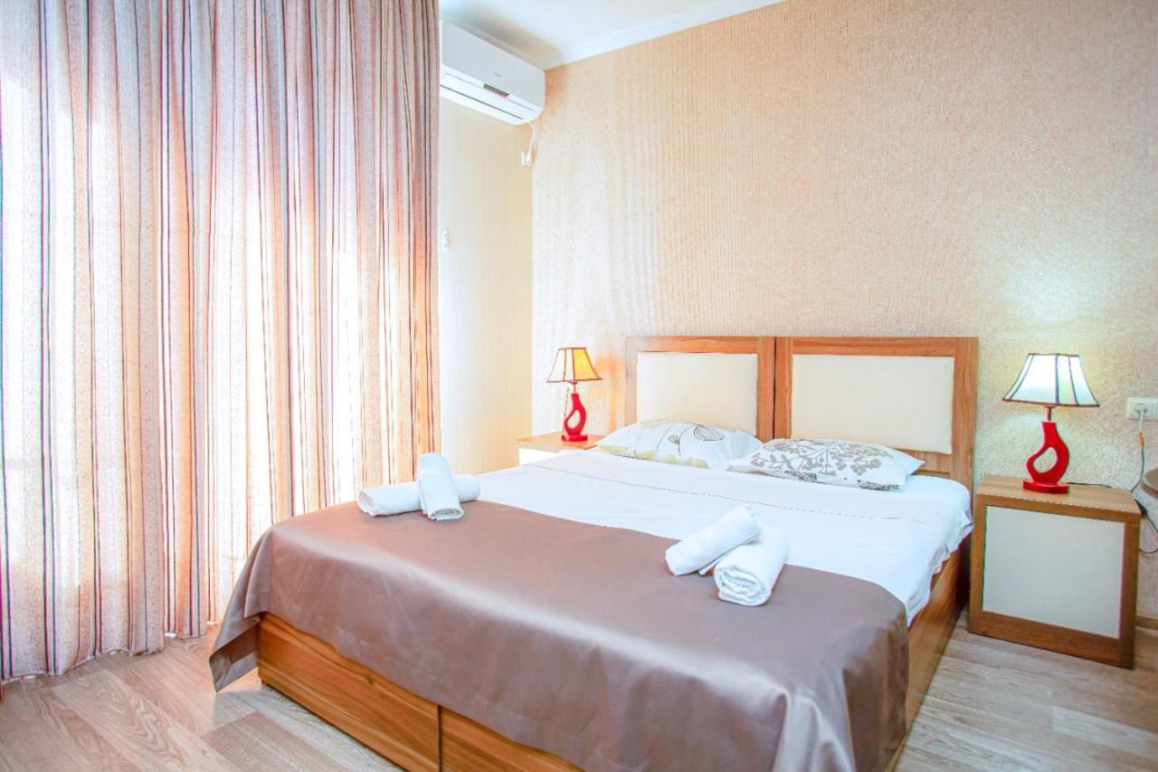 Tower Apartments Batumi Exterior foto